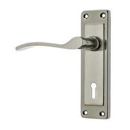 M7B10 - 2 Lever Lockset Lady Star 6"
